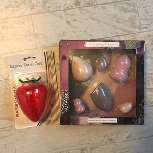 Makeup Blender Beauty Sponges 6 Pack & Strawberry Blender Travel Case Gift Set